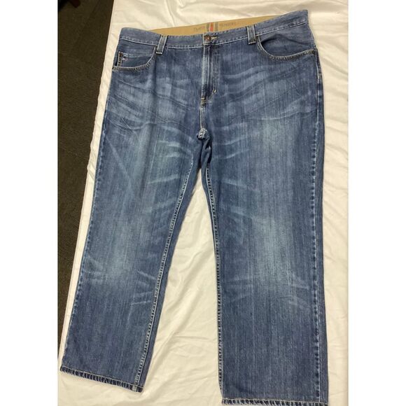 Tommy Hilfiger Classic Straight Leg Medium Wash Denim Jeans Casual Comfort - Picture 1 of 3